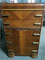 Beautiful Vintage Dresser Measures 32.5" x 20.5"