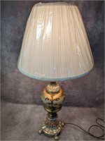 Vintage lamp with 3-light settings 
• 31.5"H