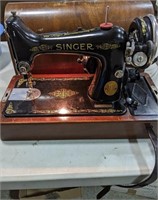 Antique 1922 Singer 99k Sewing Machine Bentwood