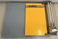 Rotatrim Trimmer