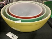 3 Pyrex Primary Colors Mixing Bowls.