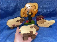 (4) Wood puzzles (tree & animals)