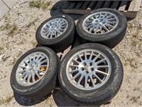 (4) Chrysler Rims w/ Tires - 205/60R16