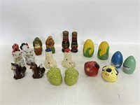 Ten pairs of vintage salt & pepper shaker sets