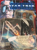 Star Trek 1995 TNG First Contact Lt Commander Worf