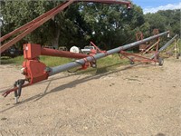 Peck 10 x 71 auger hyd lift w/sweep