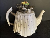 Large Paul Cardew Teapot English “Victorian Tea