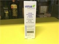 Lotus Aroma exfoliating cream