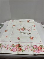 Adorable Vintage Floral Percale Pillow Cases