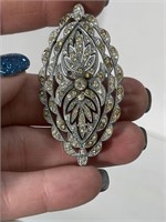 Gorgeous Vintage Pin Brooch