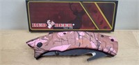 Red Deer Pink Camo Folding Knife - 3 AG