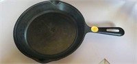 Cast iron 8"  frying pan   (kitchen)