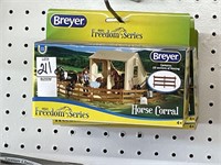(3) Breyer Freedom Series Horse Corral
