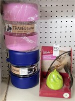 (2) Travel Tainer & Electric Motion Ball
