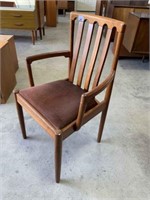 MID CENTURY SLAT BACK DINING CHAIR WITH