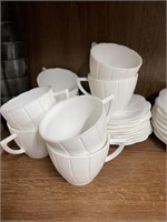 8 Beautiful Milk Glass Cups / Saucers