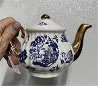 Antique Bone China Tea Pot / Kettle