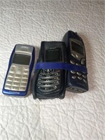 Motorola and Nokia Tracfones x3