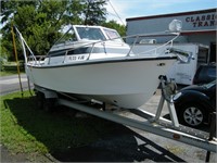 1985 20' Shamrock Fishing Boat w/ Trailer