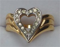 Beautiful 18K GE Heart Ring, size 9 and weighs 5