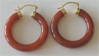 14K Gold Red Jade Hoop Earrings, total weight is