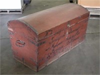 Vintage Trunk, Approx 49"x27"x26"