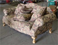 Couch w/Decorative Pillows, Approx 88"x42"x42"