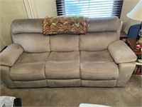 7' MICROFIBER COUCH W/ RECLINING SEATS (WORKS)
