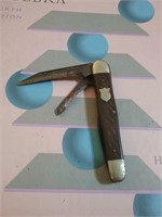 Two blade folding pocket knife