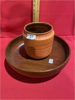Wooden bowl and pottery