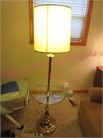 Vintage floor lamp (basement) w/glass