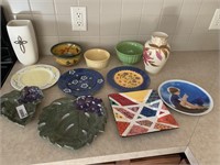 Lot of 12 Decorative Plates and 2 Vases