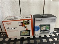 Lot of 2 GPS Systems