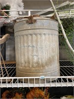 metal galvanized fuel/gas can
