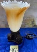 11 - VINTAGE TABLE LAMP W/ GLASS SHADE (M126)