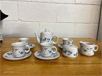 Vintage Blue and white small tea set