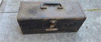 Craftsman 17-in metal tool box with contents