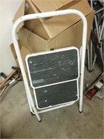 Folding kitchen step stool