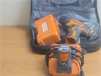 Rigid tool, accessories in bag