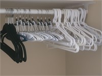 Lg amount of hangers