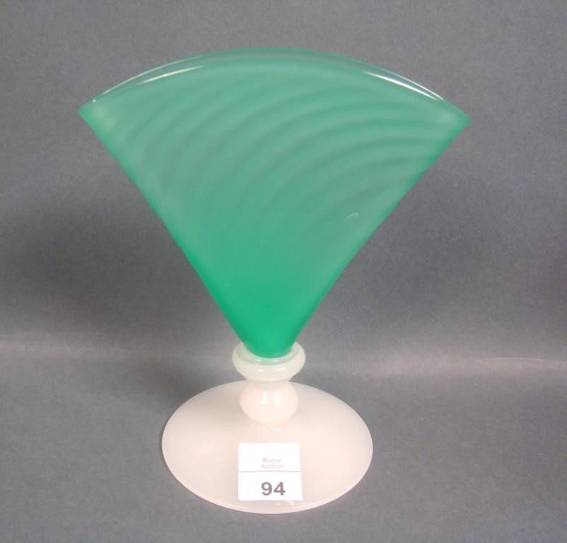 VINTAGE FENTON, ELEGANT, & ART GLASS AUCTION