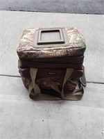 Camouflage cooler like new