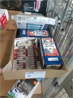 1LOT, FLAT OF BATTERIES, BICYCLE PLAYING CARDS ,