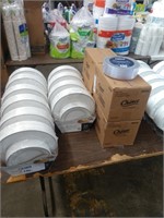 1 LOT PLASTIC PLACE SETTING FOR APPROX 480 AND 3