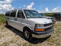 2012 Chevrolet Express 15 Passenger LT 3500