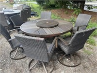 New 7pc sunbrella patio table and chairs.