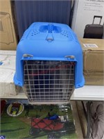 Small pet carrier not fully assembled