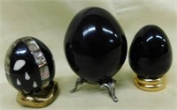 Black glass eggs w/ stands: inlaid w/ mother of