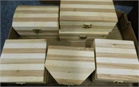 Lot of small wooden boxes w/ hinged lids