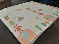 (NEW) HYPER SUN BABY MAT - 77" X 70"